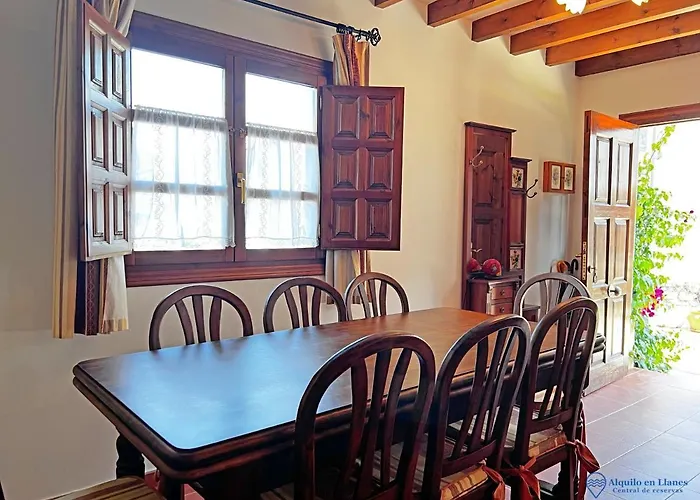 Holiday home Encinas Adosado En Pechon