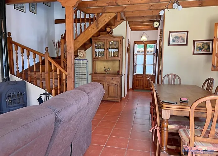 Holiday home Encinas Adosado En