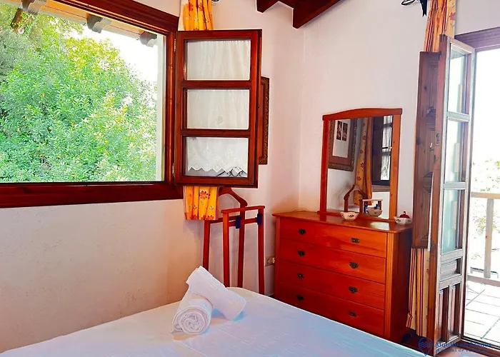 Encinas Adosado En Holiday home