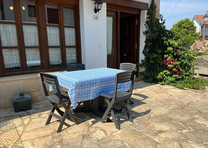 Holiday home Encinas Adosado En Pechon